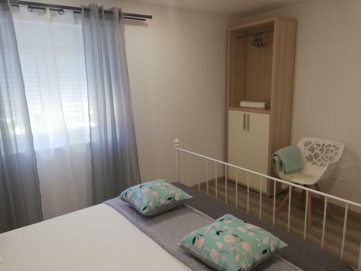 Apartment Simply Rodin คาชเตลา ภายนอก รูปภาพ
